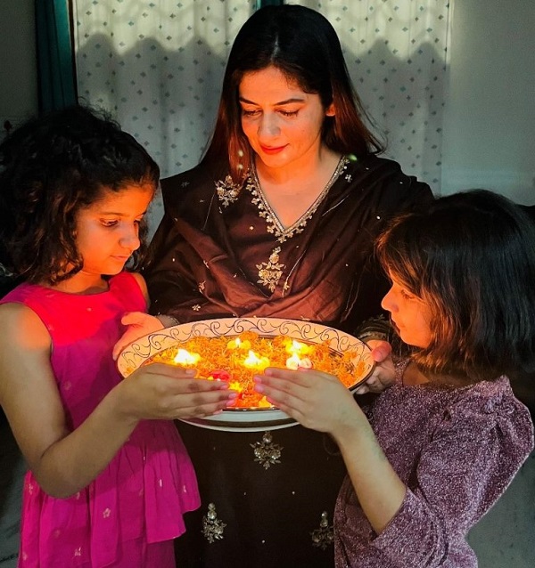 Celebrating Diwali with my daughters in 2023